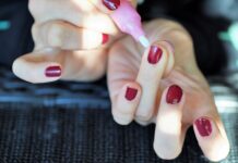 Czy można używać korektora zamiast podkładu?