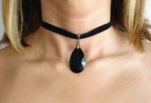 Jak założyć plastikowy kołnierz dla psa?